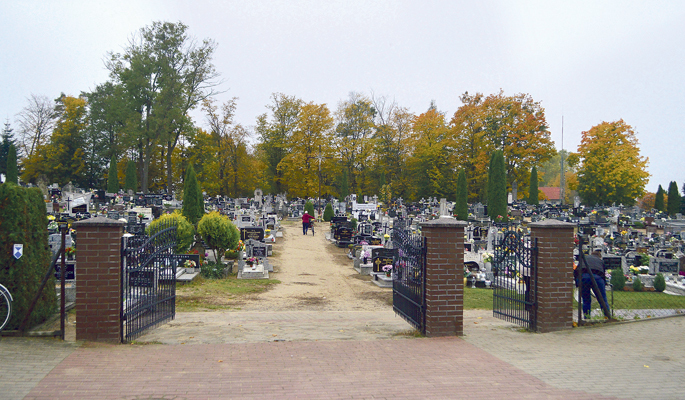 Kumulacja na cmentarzach