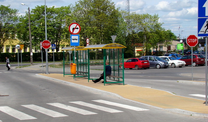 Czekając na autobus