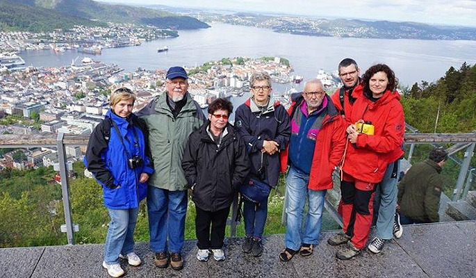 Tolek i Marek płyną na Spitsbergen