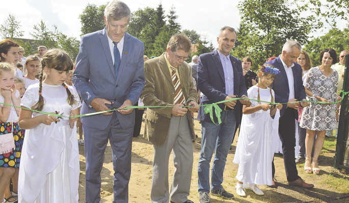 Święto rodziny i otwarcie placu zabaw