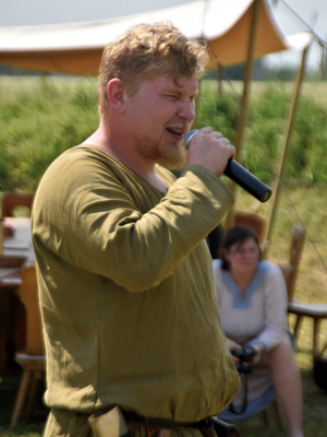 Pierwszy upalny piknik historyczny  w Dąbrówce