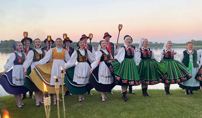 Obrzędy z „Krajną” nad jeziorem Mochel