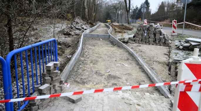 Ruszyła budowa ścieżki do Runowa