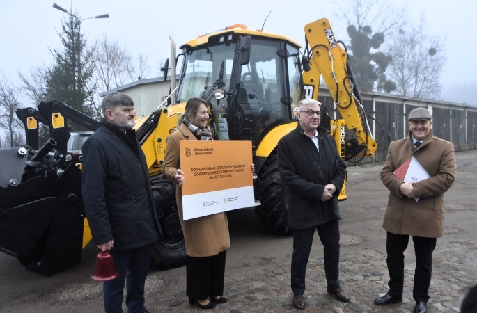 Wojenne zakupy powiatu