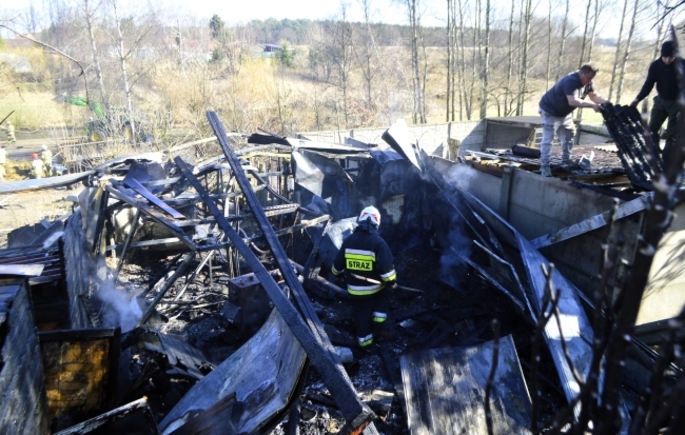 Sto kurczaków zginęło w pozarze