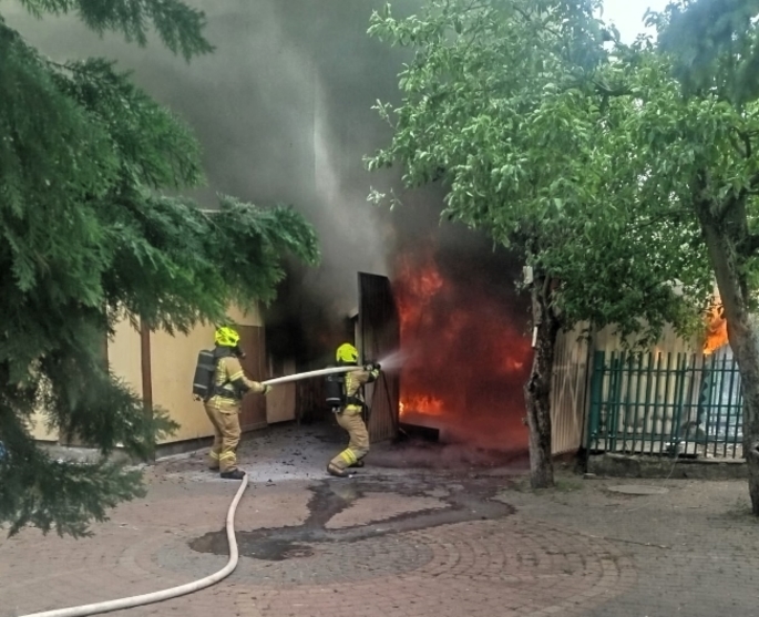 Pożar na terenie stolarni