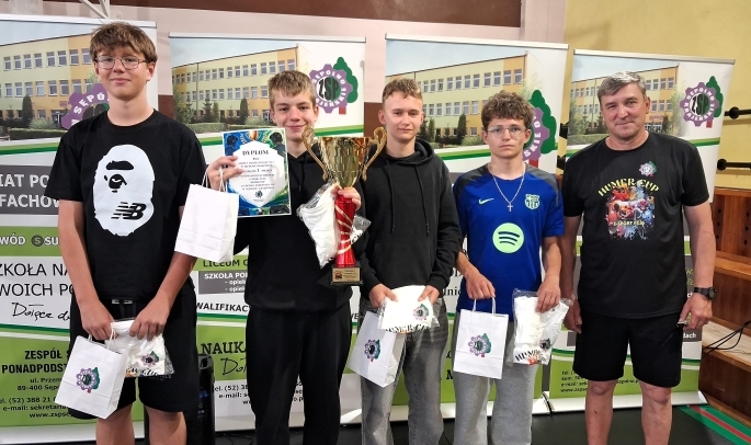 Pierwszy Humer Cup