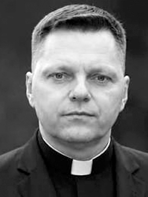 Dramat w Bałtyku. Ksiądz utonął, mieszkanka Sępólna ocalała