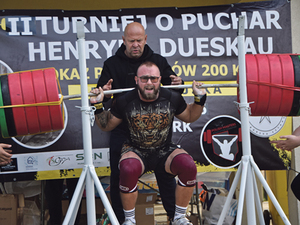 Prawie 300 kg na sztandze
