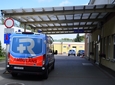 Na koc i przed szpital