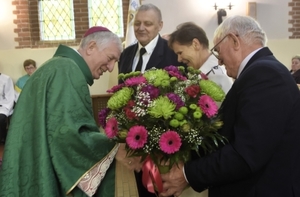 Biskup poświęcił wieżę